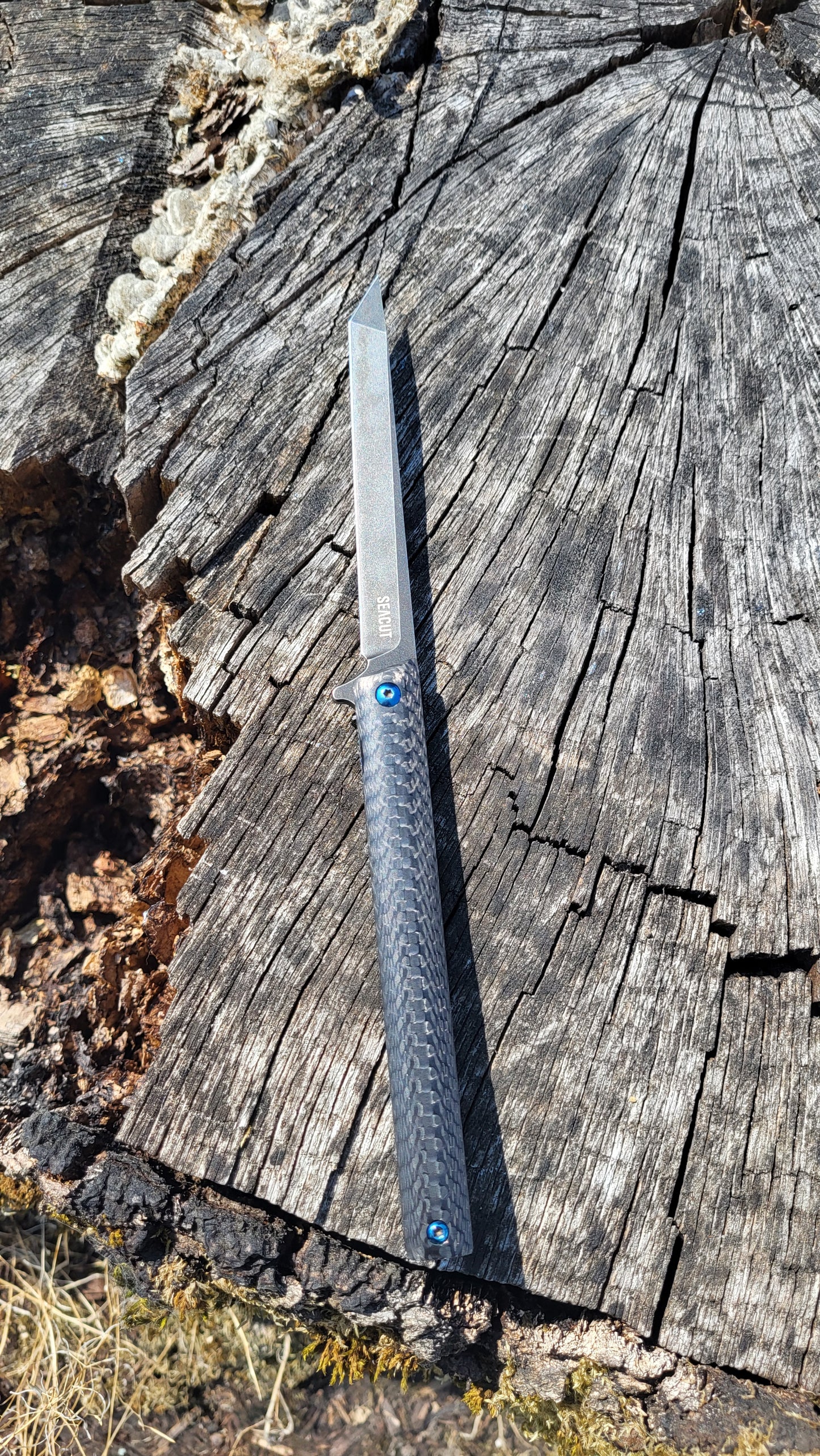 Solidus Carbon/M390