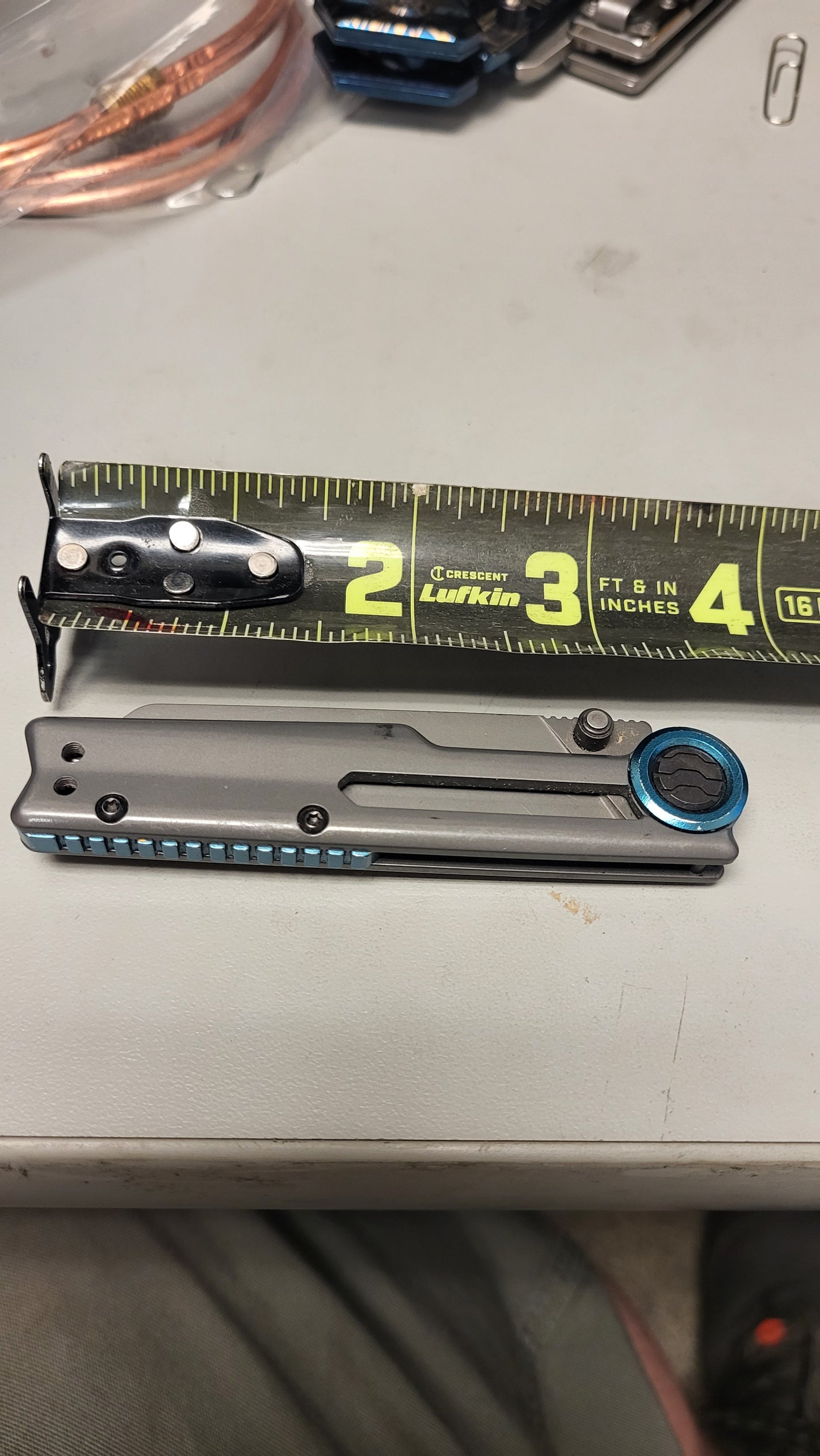 Kershaw Decibel