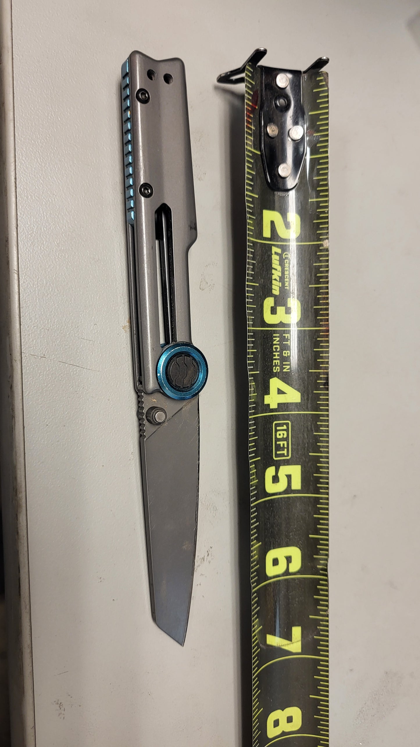 Kershaw Decibel