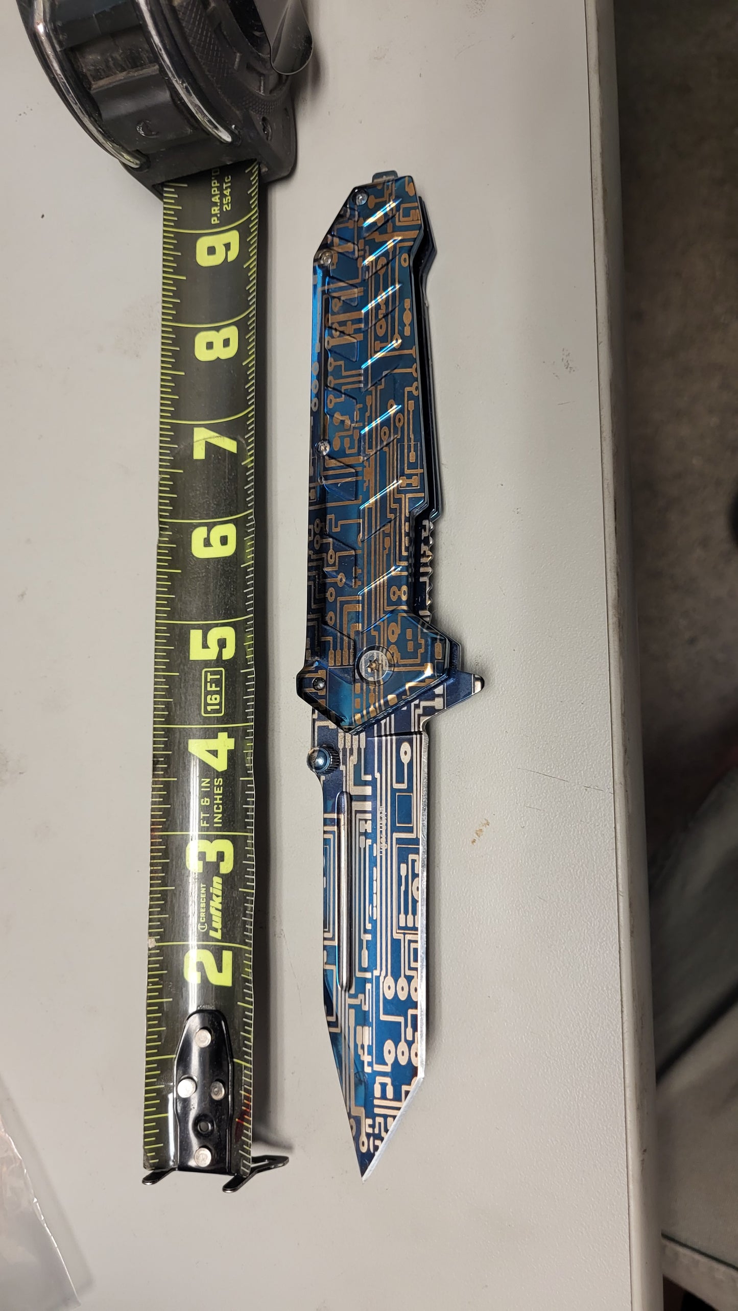 Mechanical/ Mechanized Theme Blade