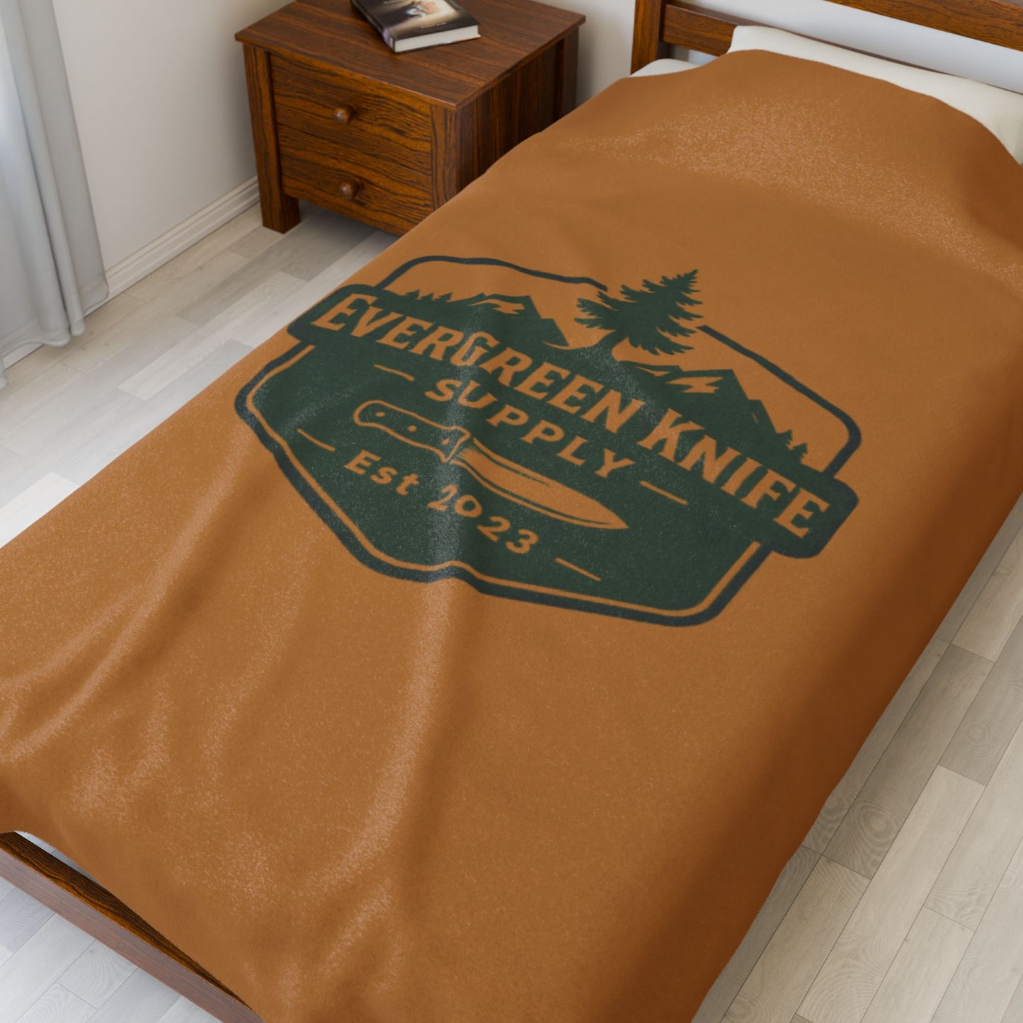 Evergreen Knife Supply Velveteen Plush Blanket — Outdoor Knife Logo Throw