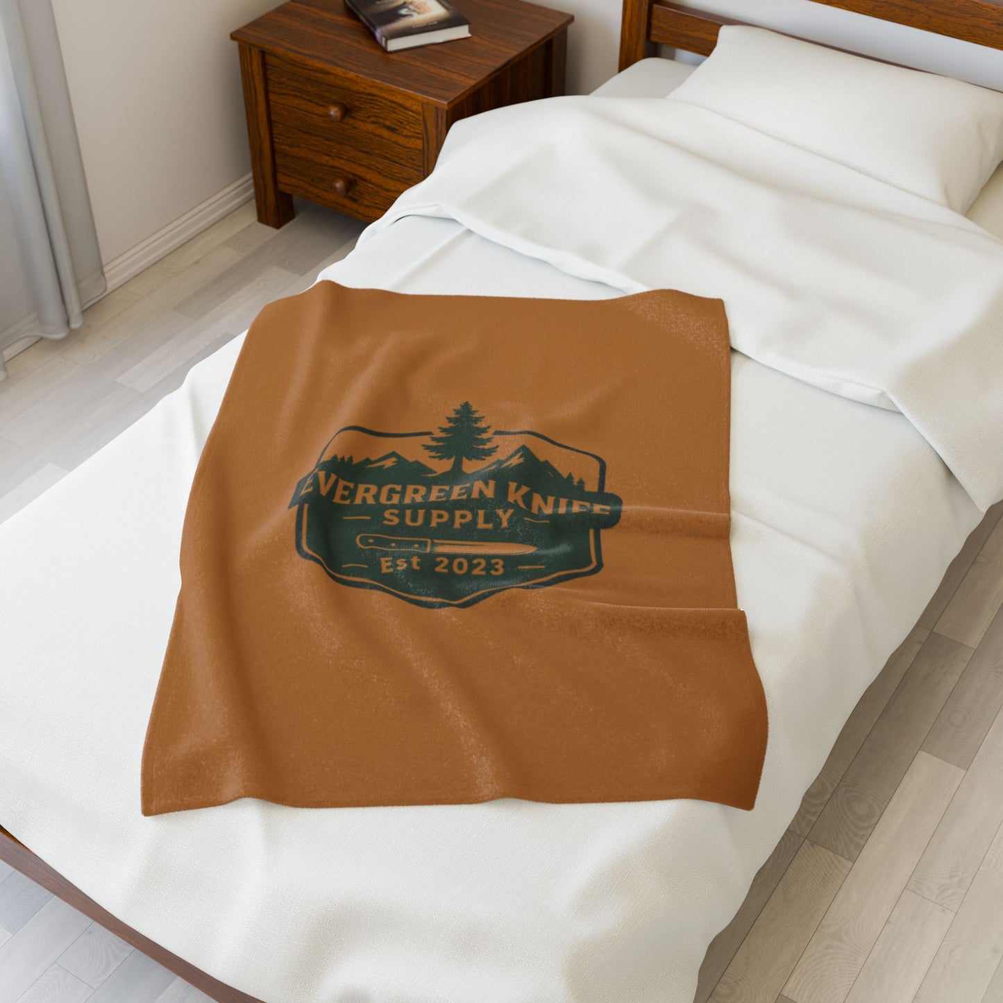 Evergreen Knife Supply Velveteen Plush Blanket — Outdoor Knife Logo Throw