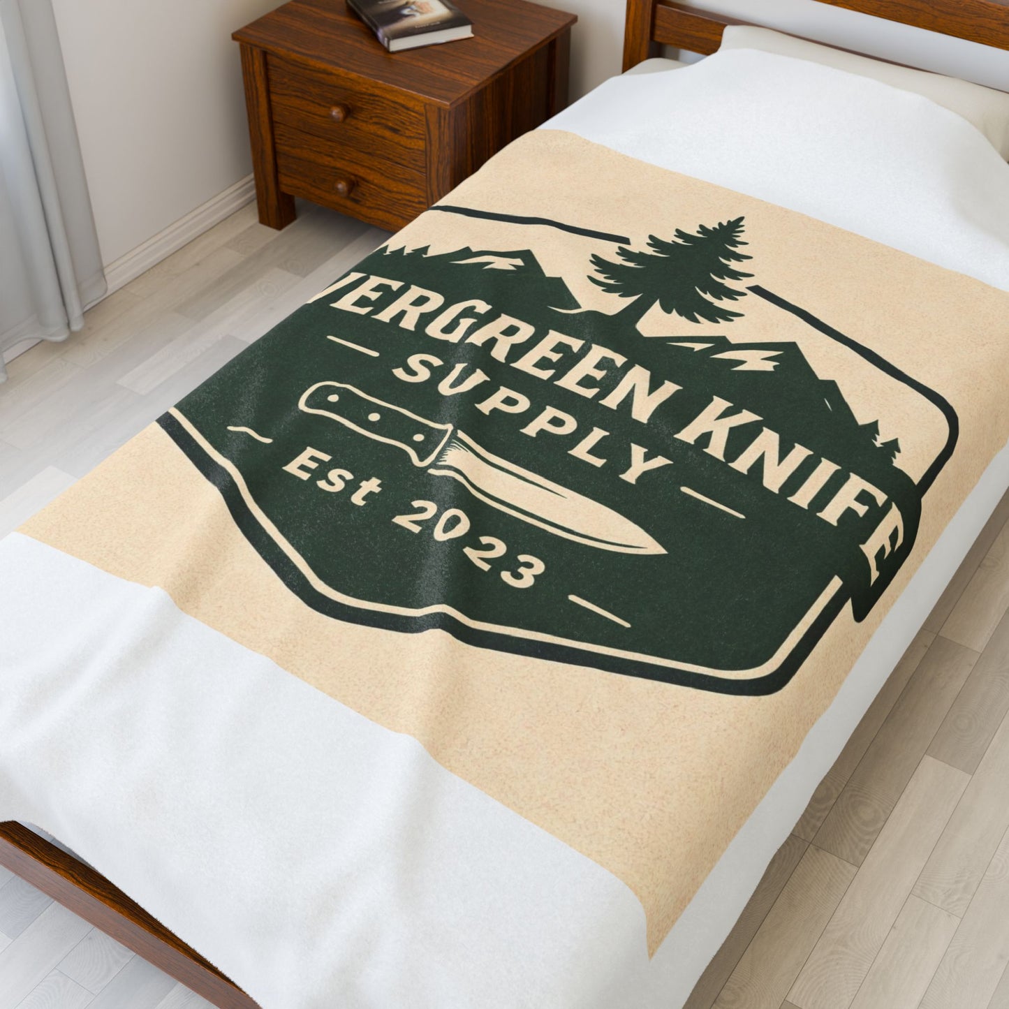 Evergreen Knife Supply Velveteen Plush Blanket — Outdoor Knife Logo Throw